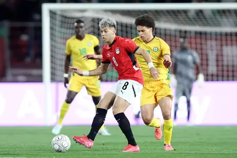 لاعب زيمبابوي: كنا قريبين من الفوز على منتخب مصر لو تجنبنا بعض الأخطاء